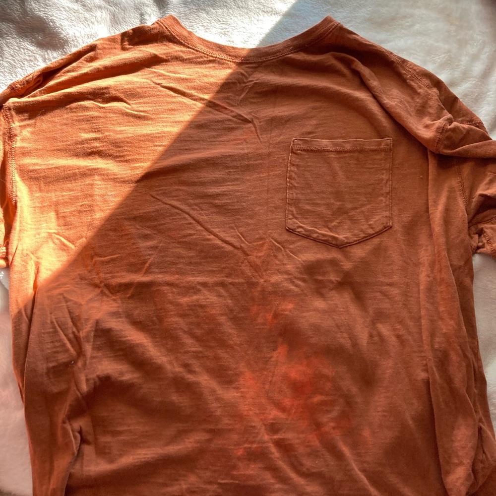 universal thread burnt orange tee